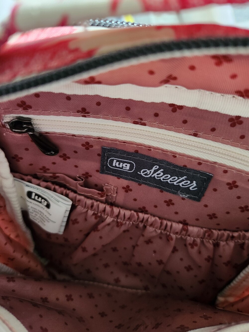 Lug Skeeter Leaf-Print Crossbody Bag Pinks And Cream Color - Picture 11 of 14